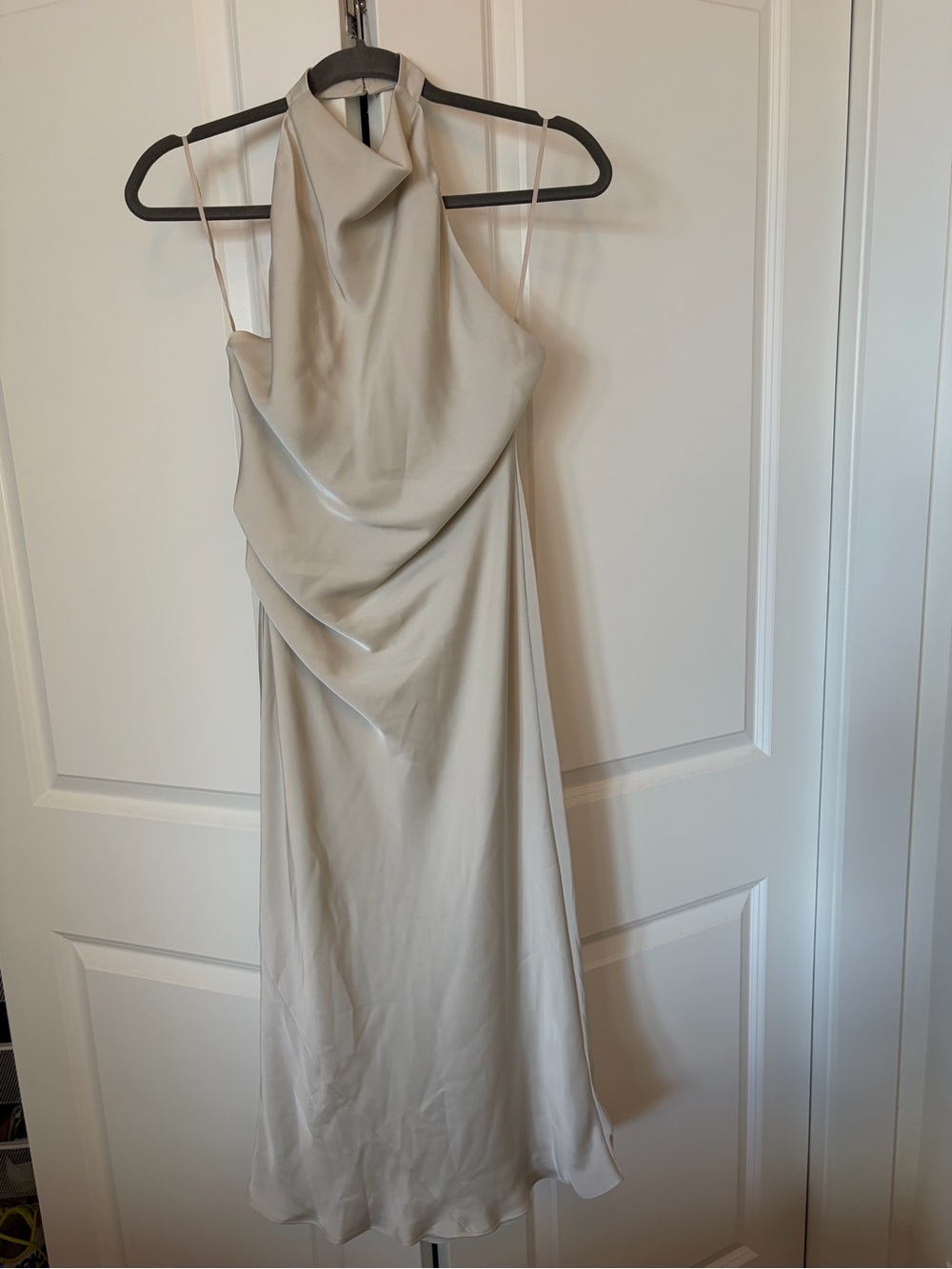 Aritzia/Babaton Matte Pearl Audience Satin Maxi Halter Dress Size 0